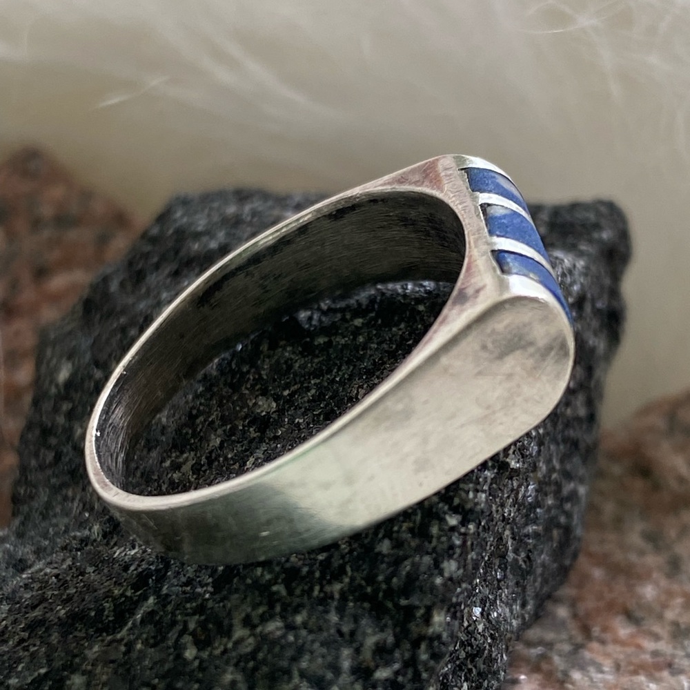 Vintage Alpaca silver and Lapis lazuli ring
